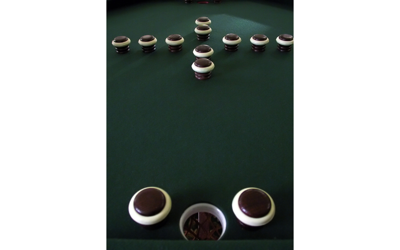 bumper pool table